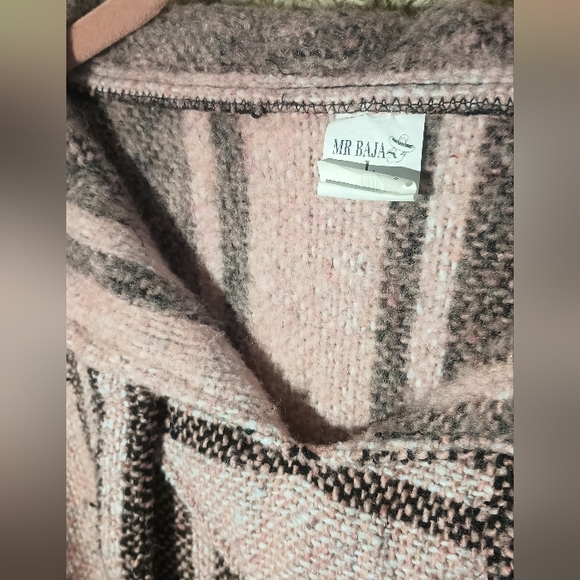 Mr. Baja Mexican Poncho Hoodie Fleece inside Pink Gray Large - Picture 13 of 13